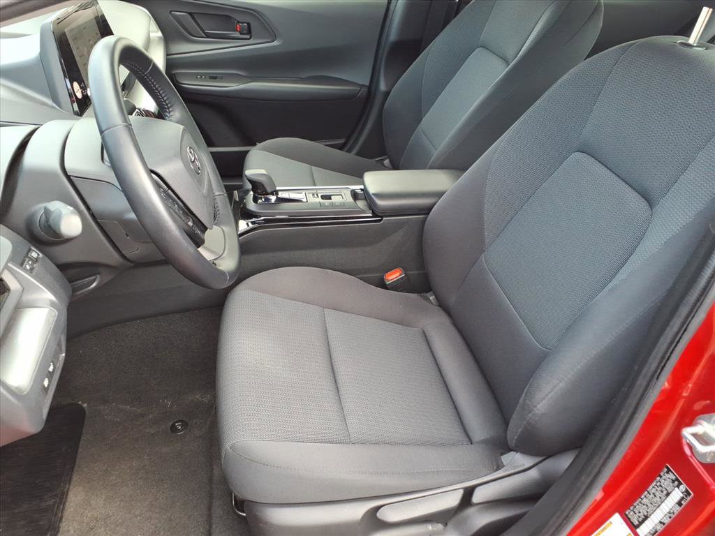 Used 2023 Toyota Prius LE image 11