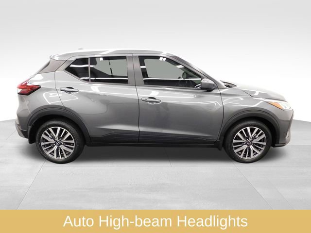 Used 2024 Nissan Kicks SV image 12