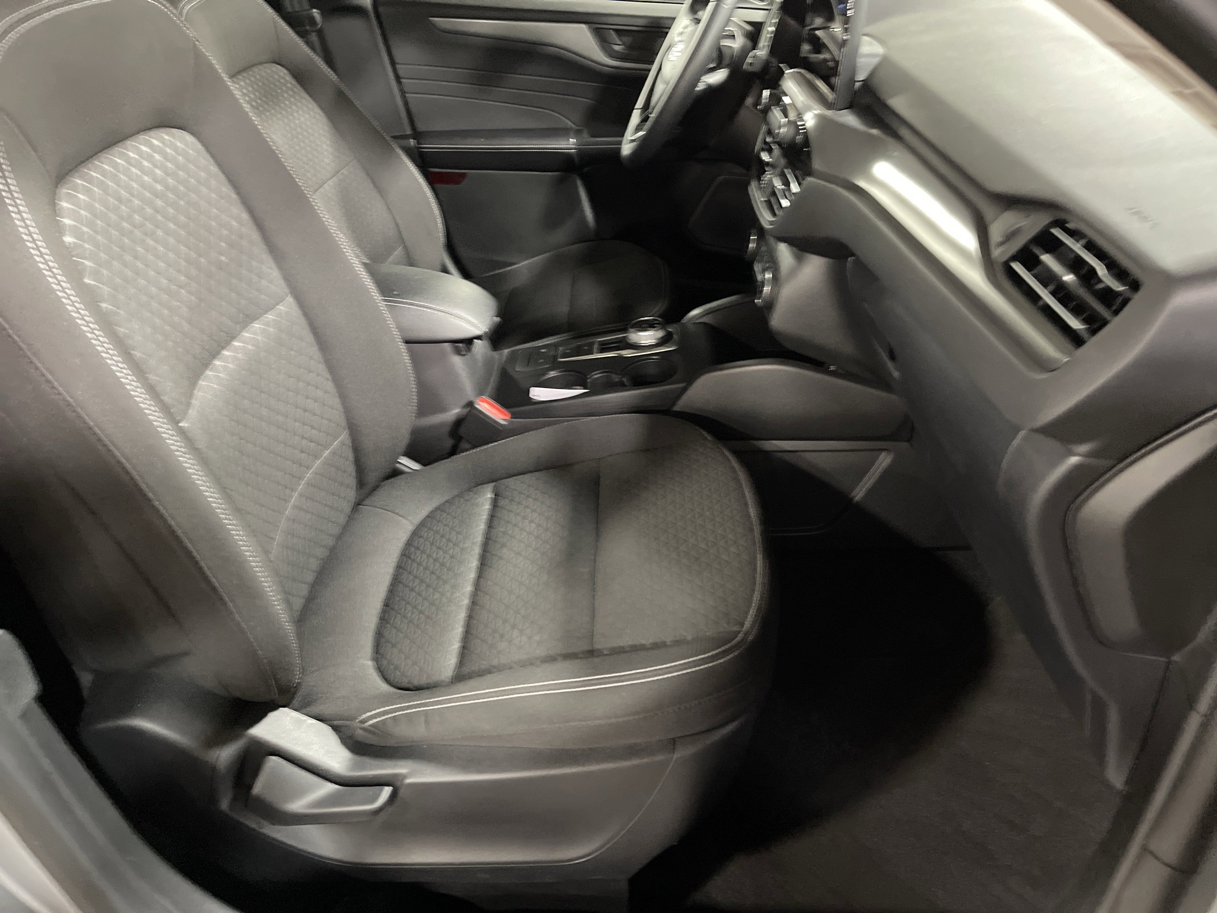 Used 2024 Ford Escape Active image 12