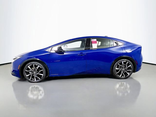 New 2026 Toyota Prius Plug-In Hybrid FWD image 6