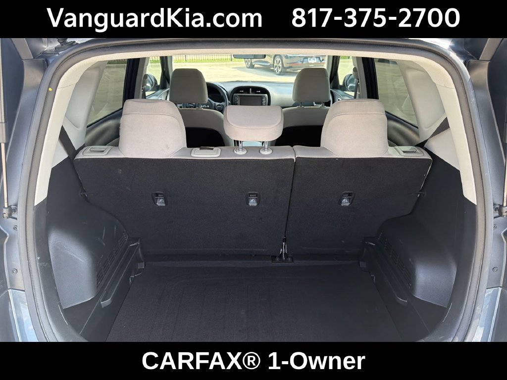 Certified 2025 Kia Soul LX FWD image 21