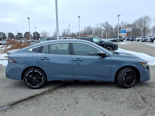 New 2026 Nissan Sentra SR image 2