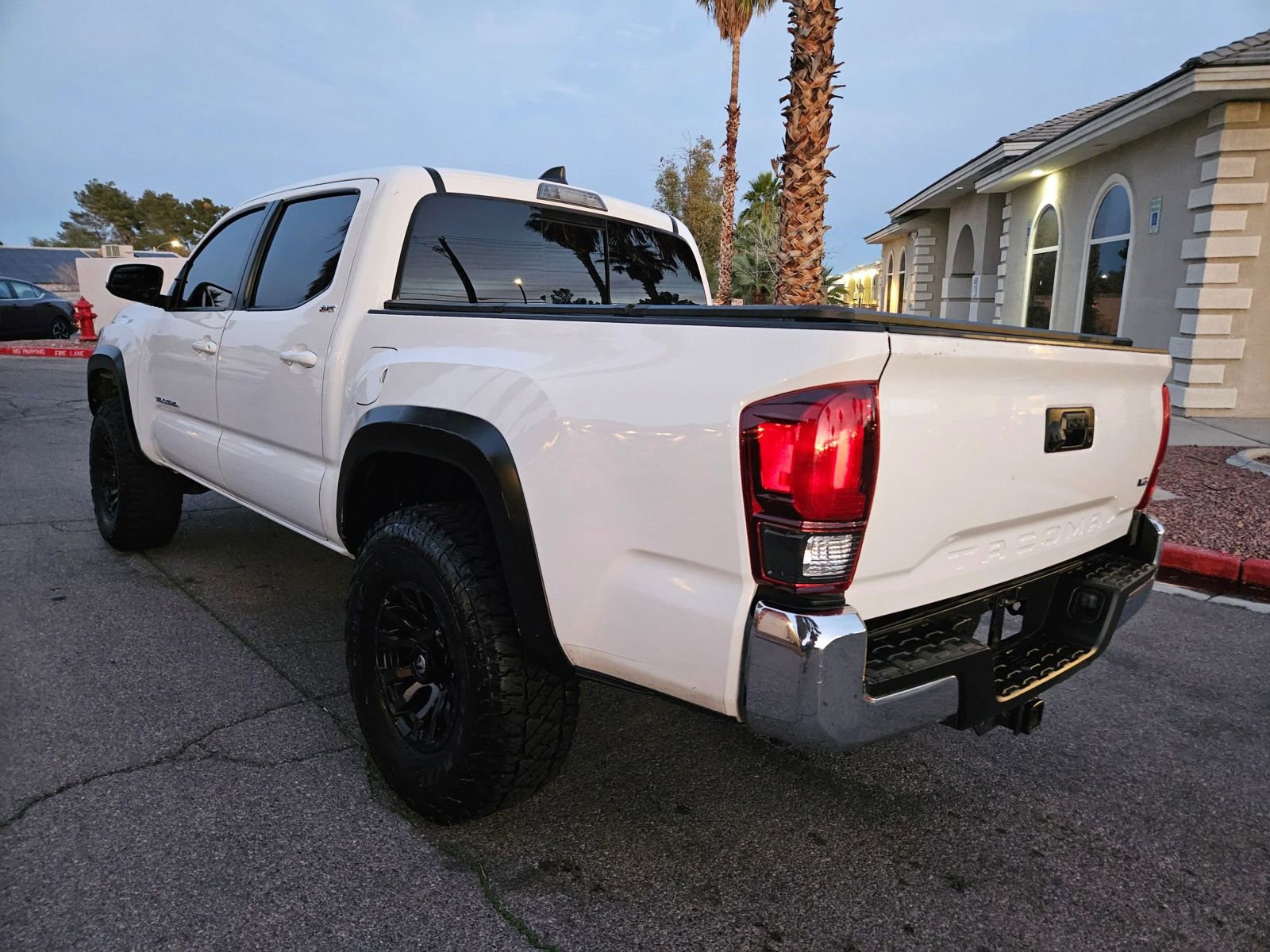 Used 2023 Toyota Tacoma SR5 image 5