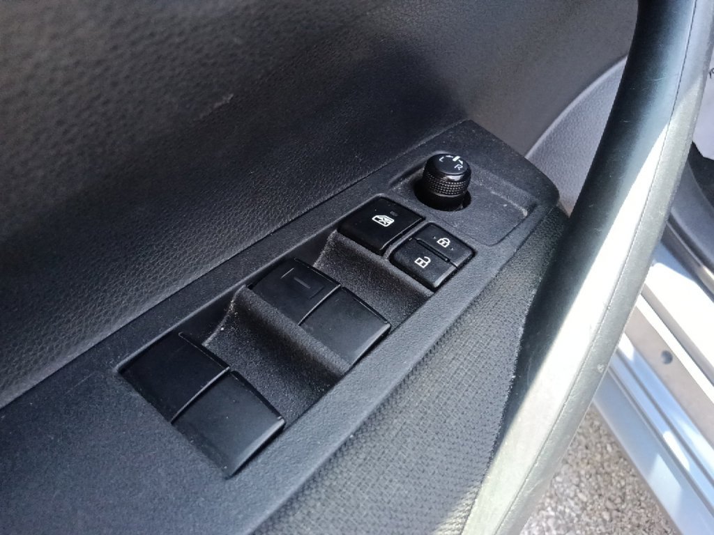Used 2024 Toyota Corolla LE FWD image 12