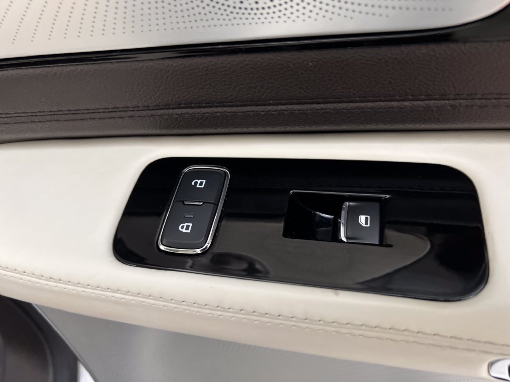 Used 2020 Lincoln Aviator Black Label w/ Dynamic Handling Package AWD/4WD image 33