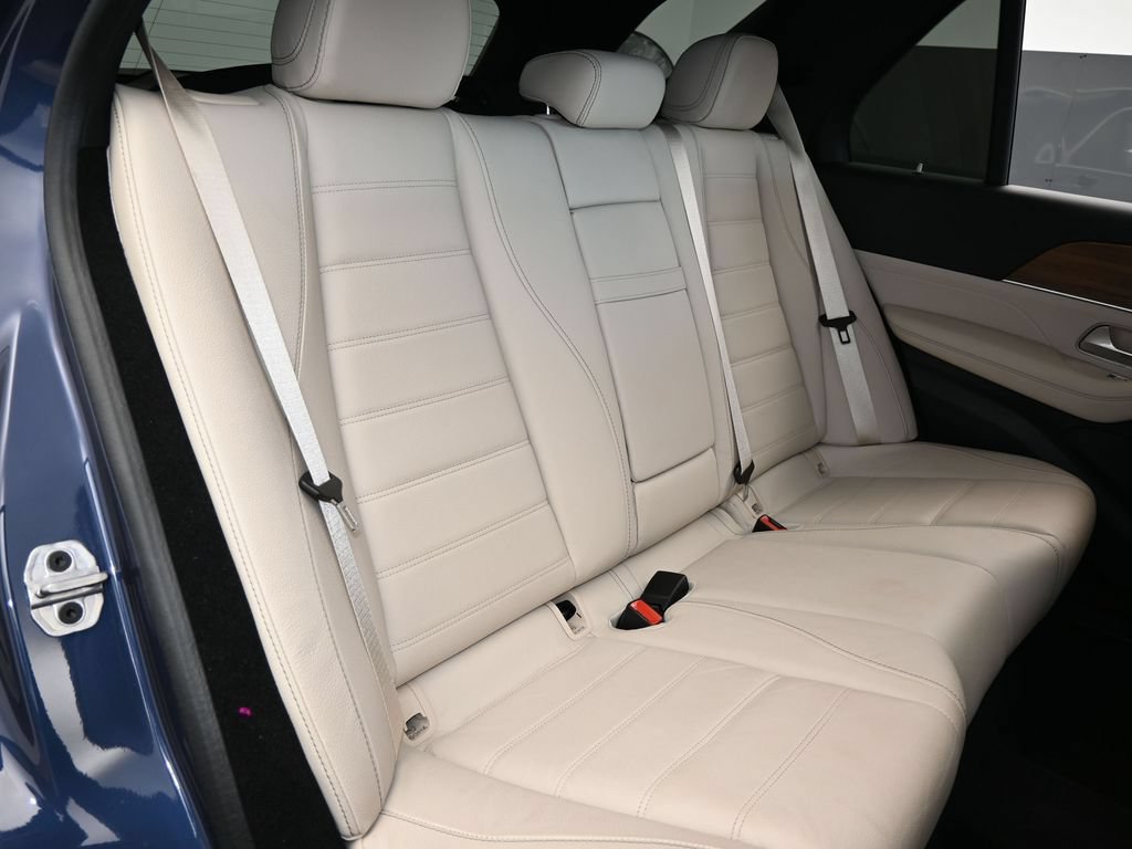Used 2024 Mercedes-Benz GLE 450e 4MATIC image 56