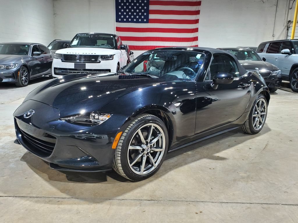 Used 2022 MAZDA MX-5 Miata Grand Touring w/ Weather Package RWD image 44