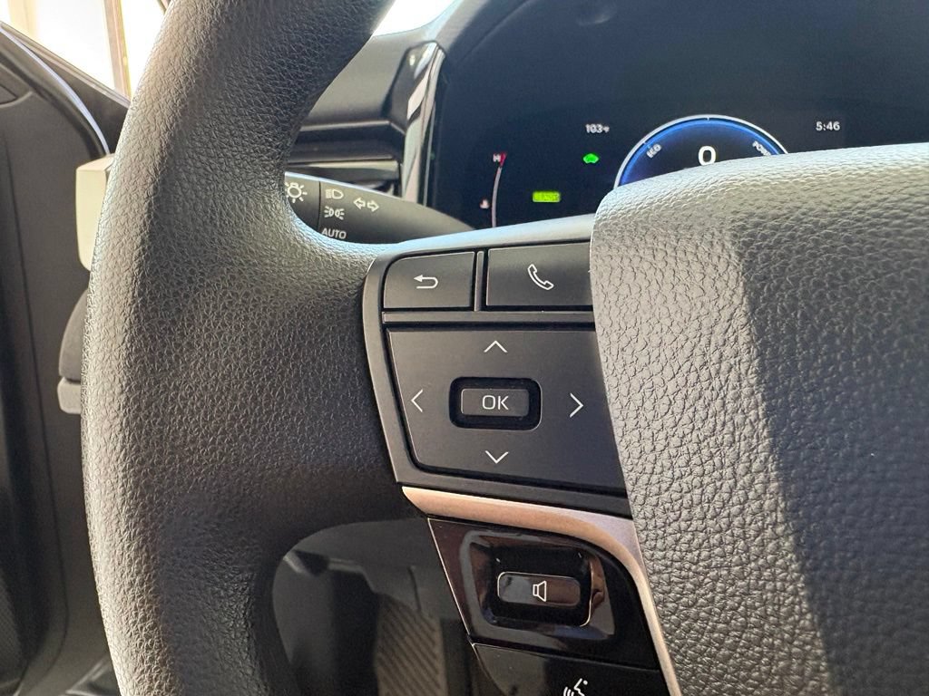 Used 2025 Toyota Camry LE FWD image 4