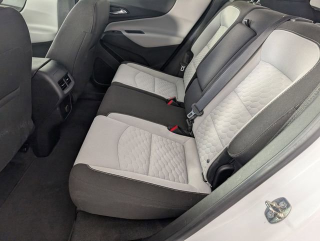 Used 2018 Chevrolet Equinox LS image 24