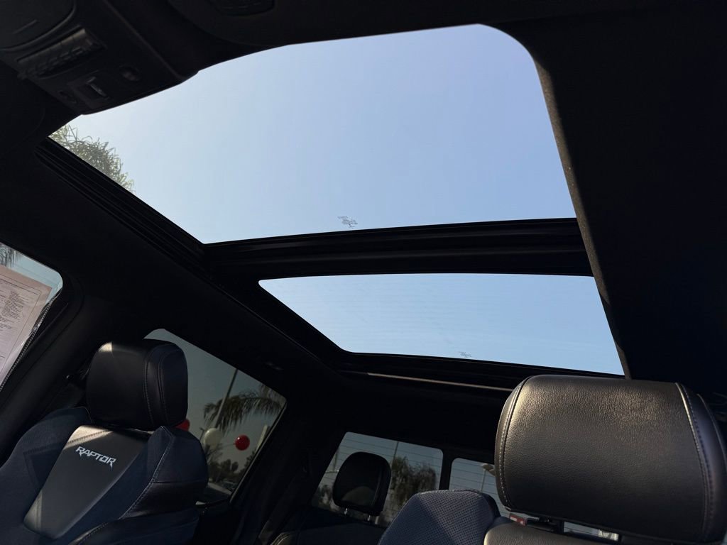 Used 2020 Ford F150 Raptor w/ Equipment Group 802A Luxury image 17