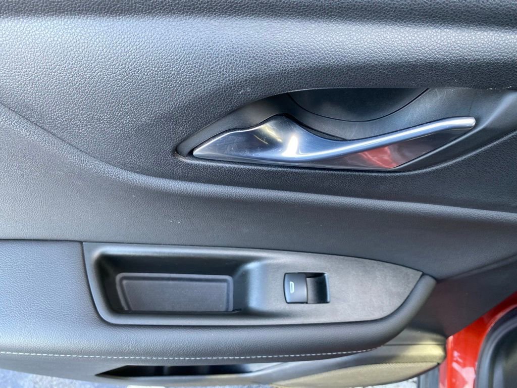 Used 2021 Chevrolet Blazer LT image 17