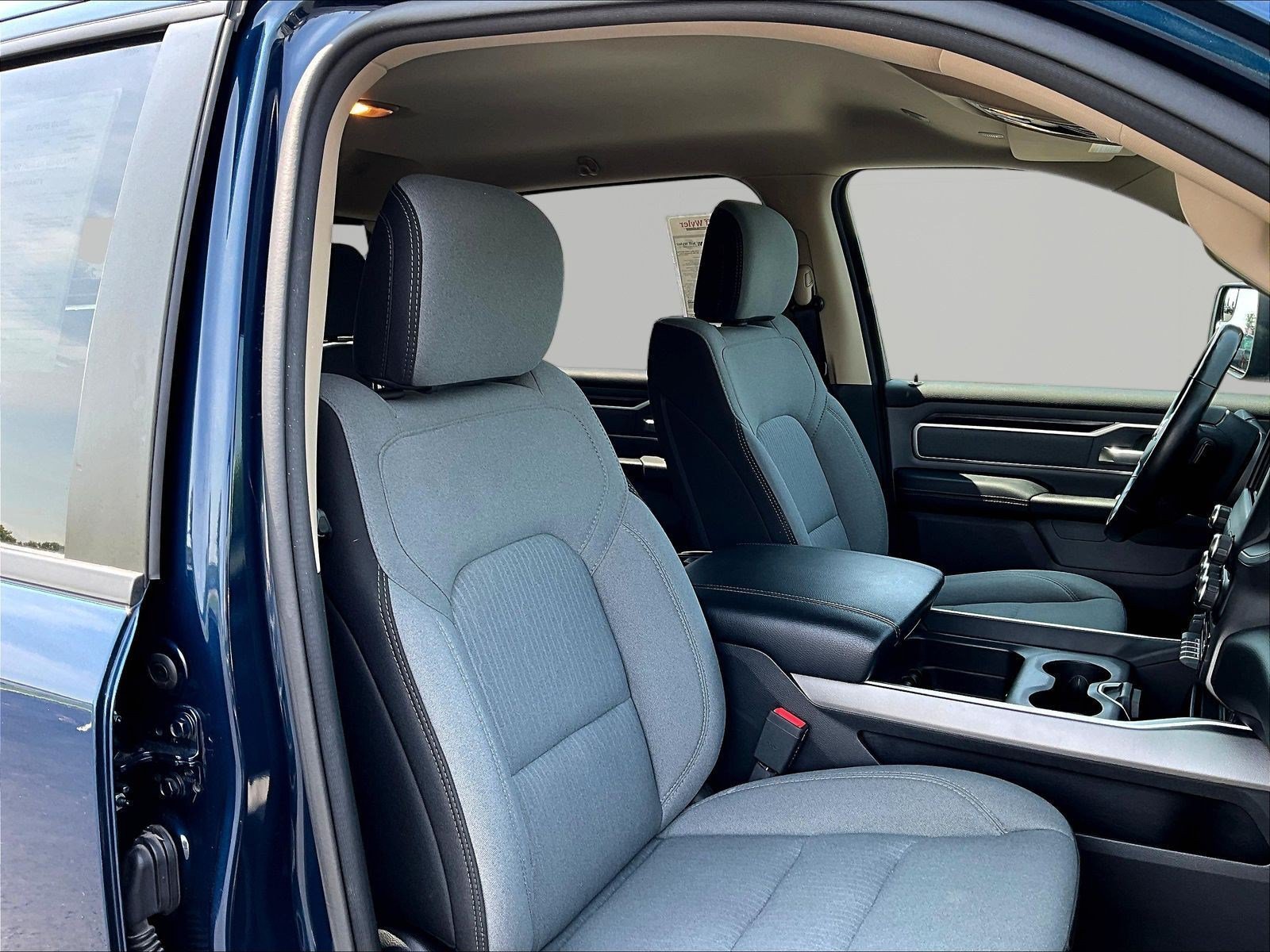 Used 2020 RAM 1500 Big Horn AWD/4WD image 29