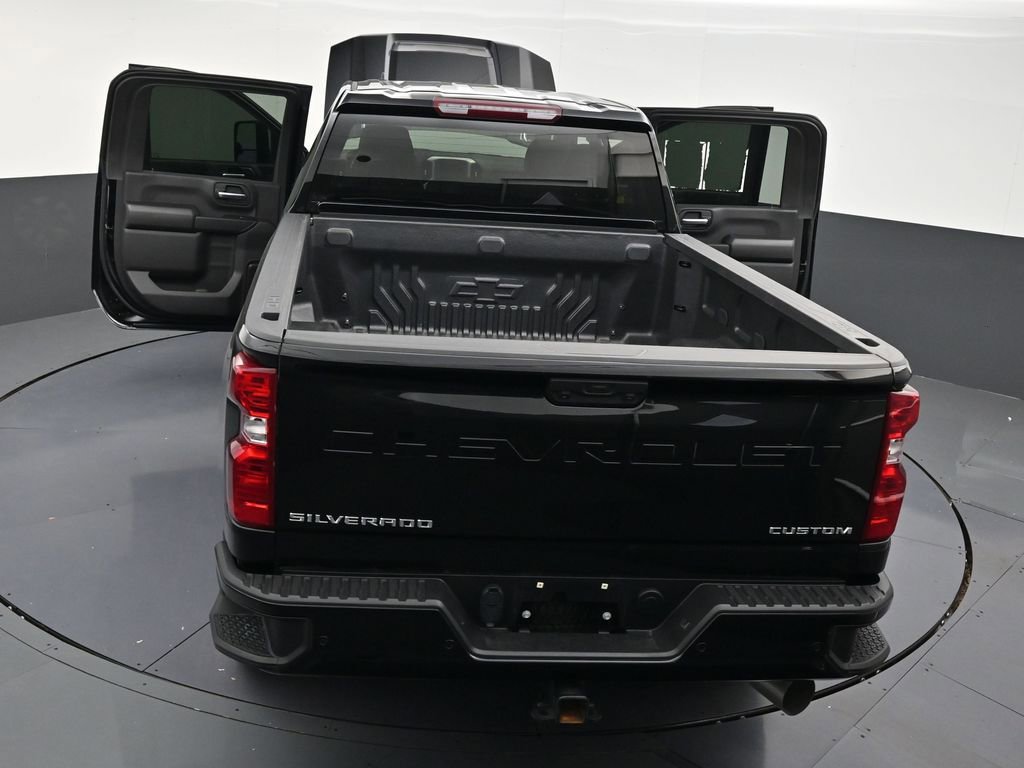 Used 2025 Chevrolet Silverado 2500 Custom w/ Custom Value Package AWD/4WD image 31