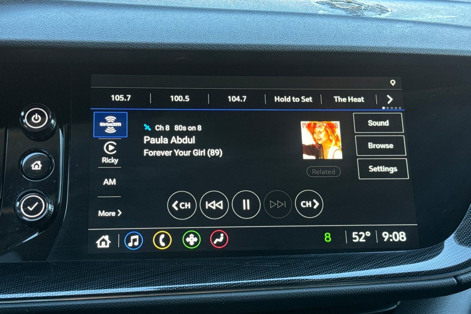 Used 2022 Buick Envision Preferred image 26