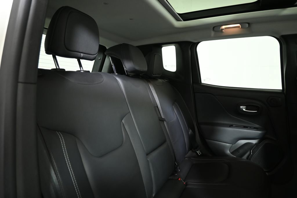 Used 2022 Jeep Renegade Limited w/ Sun, Sound & Wheels Group image 35
