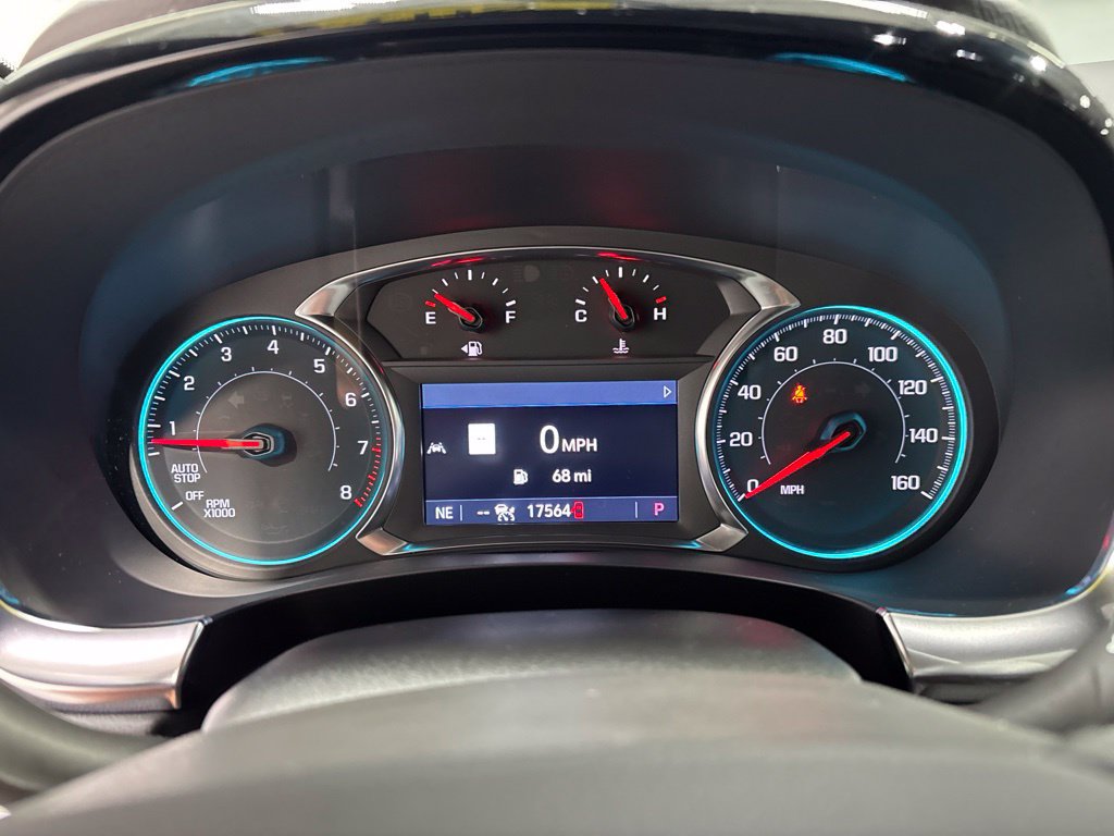 Used 2023 Chevrolet Traverse LT w/ LT Premium Package AWD/4WD image 15