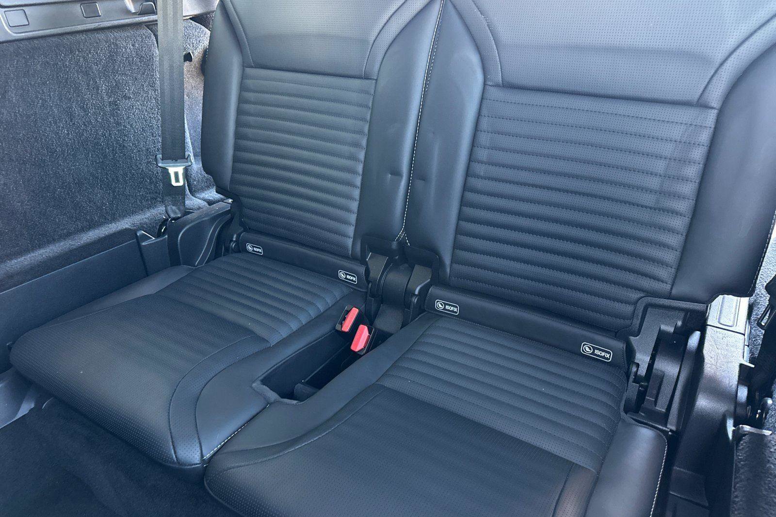 Used 2019 Land Rover Discovery HSE image 15