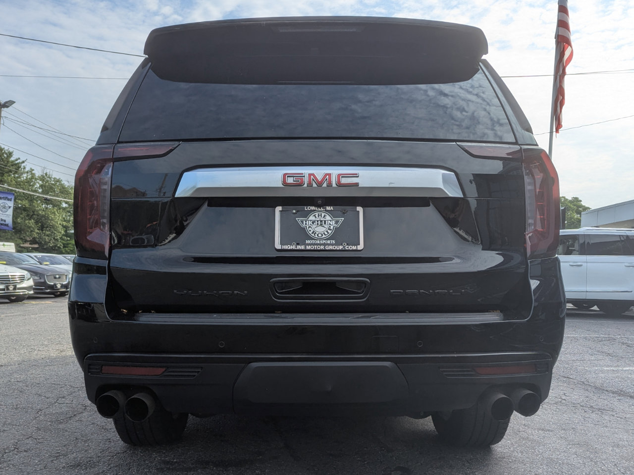 Used 2021 GMC Yukon XL Denali AWD/4WD image 9