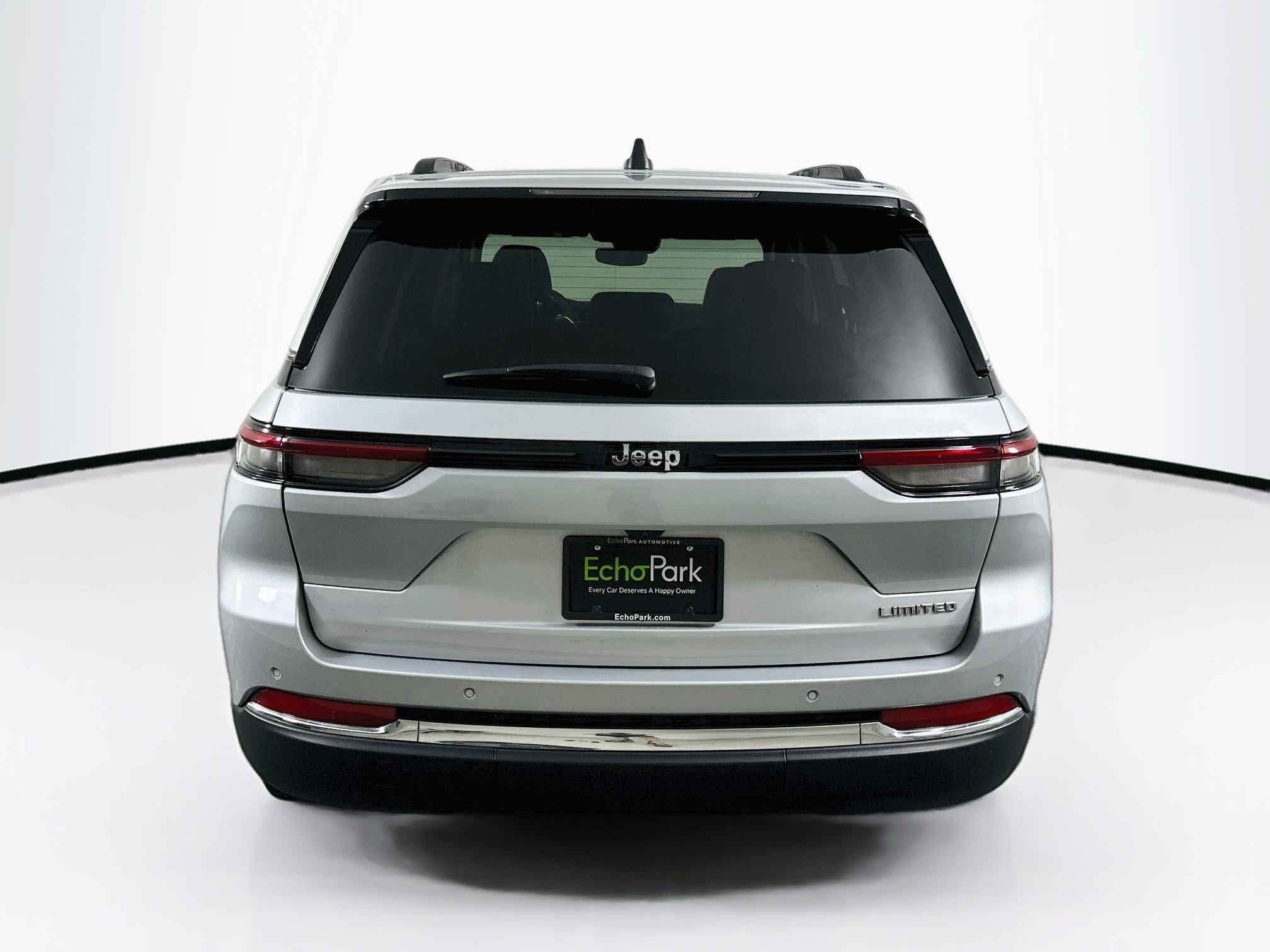 Used 2023 Jeep Grand Cherokee Limited RWD image 7