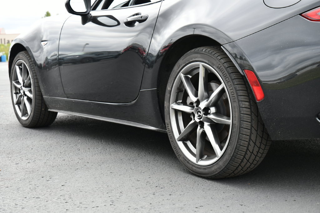 Used 2021 MAZDA MX-5 Miata RF Grand Touring RWD image 9