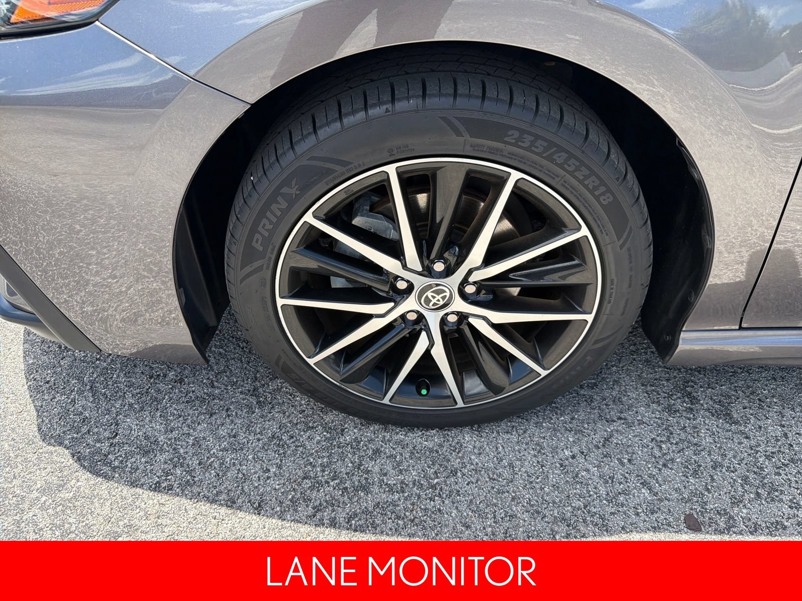 Used 2022 Toyota Camry SE w/ Convenience Package FWD image 12