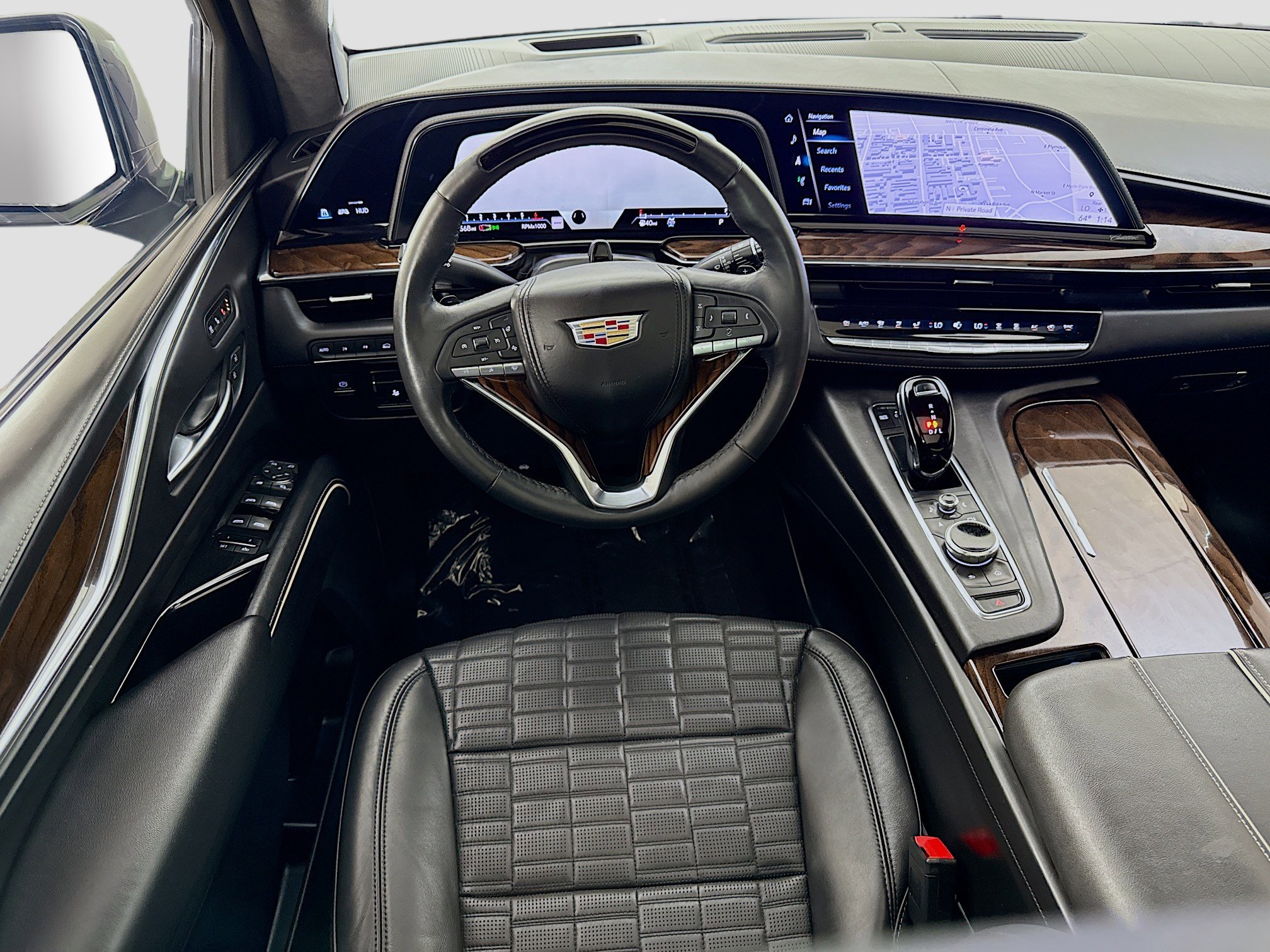 Used 2023 Cadillac Escalade Sport Platinum w/ LPO, ONYX Package AWD/4WD image 24
