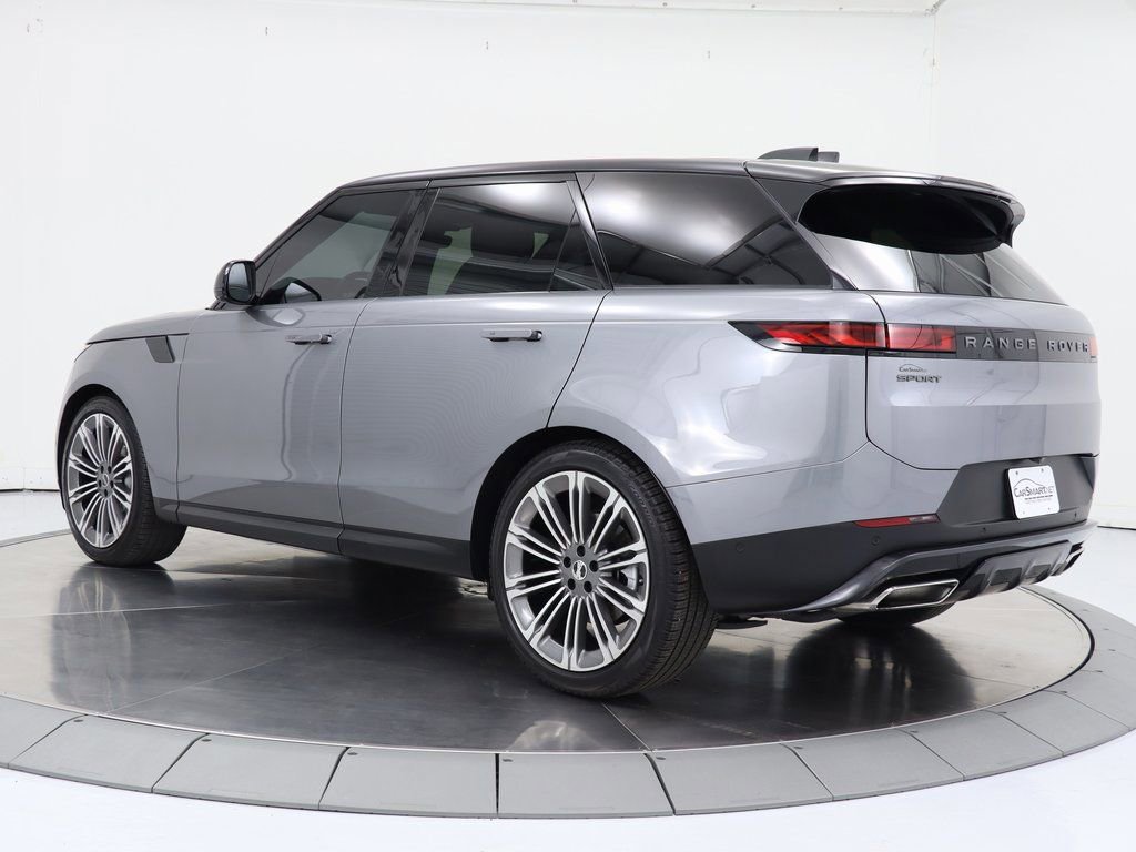Used 2023 Land Rover Range Rover Sport SE image 3