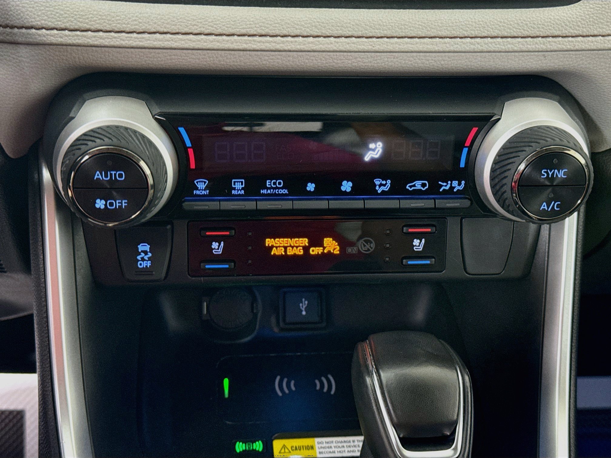 Certified 2022 Toyota RAV4 Limited AWD/4WD image 16