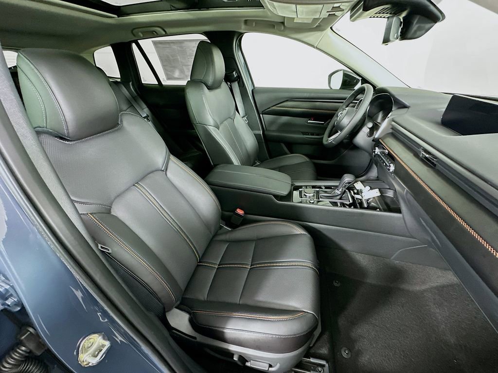 New 2025 MAZDA CX-50 AWD 2.5 S w/ Cargo Package image 35
