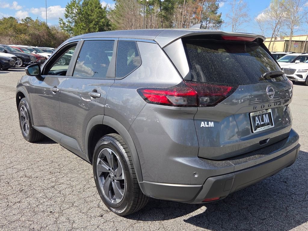 Used 2025 Nissan Rogue SV image 10