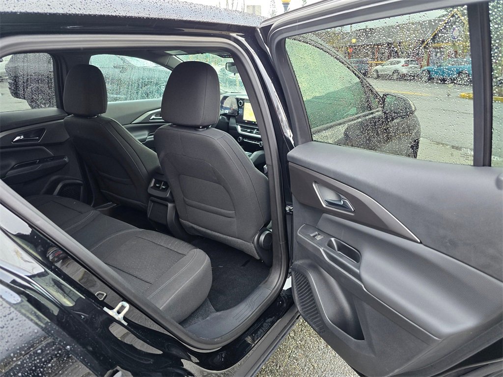 Used 2025 Chevrolet Equinox EV LT image 14