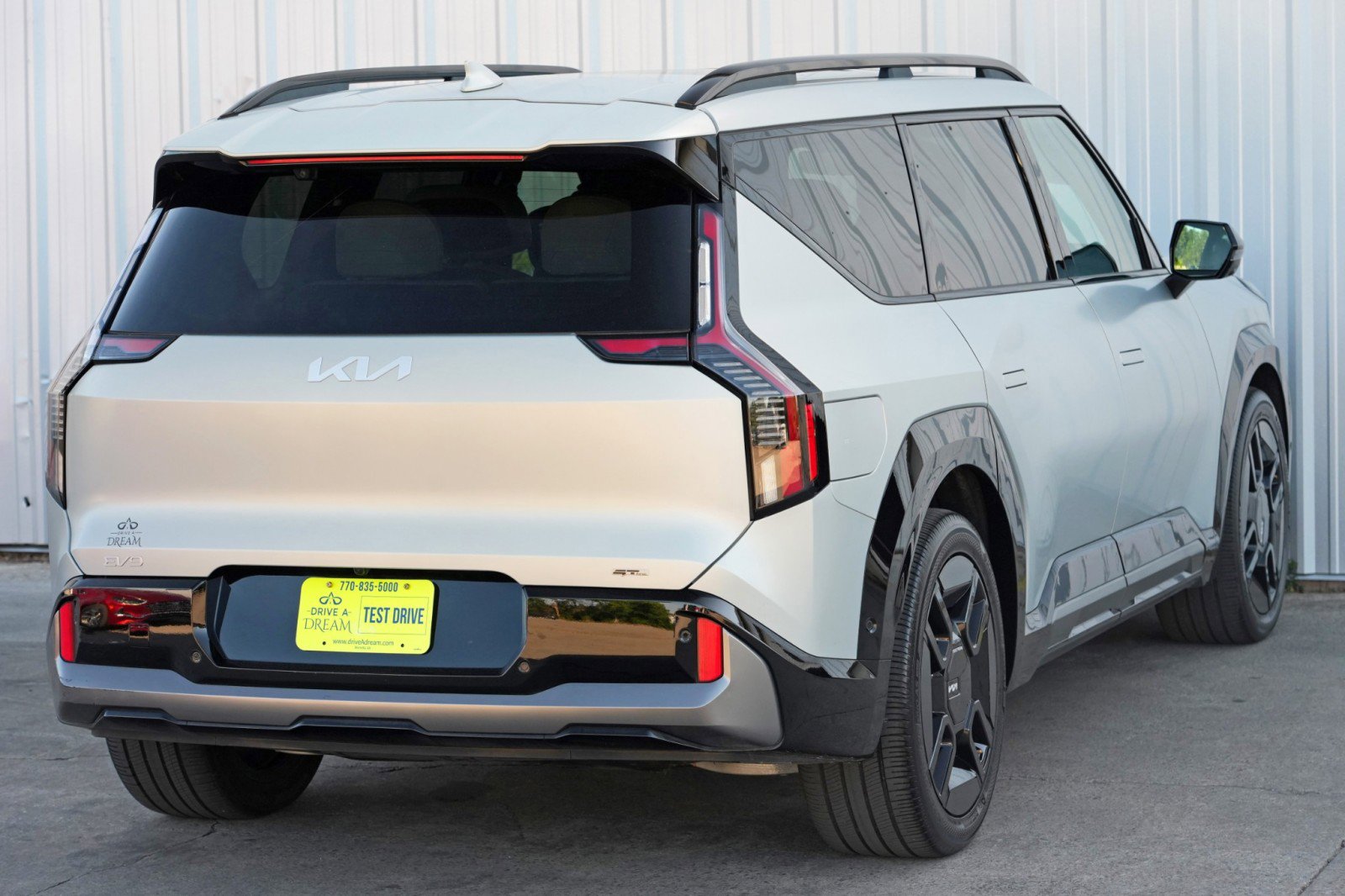 Used 2024 Kia EV9 GT-Line image 56