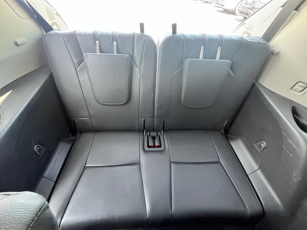 Used 2013 Subaru Tribeca Limited w/ PWR Moonroof Pkg AWD/4WD image 28