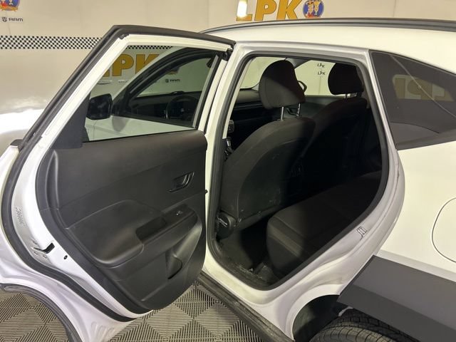 Used 2024 Hyundai Kona SEL AWD/4WD image 34