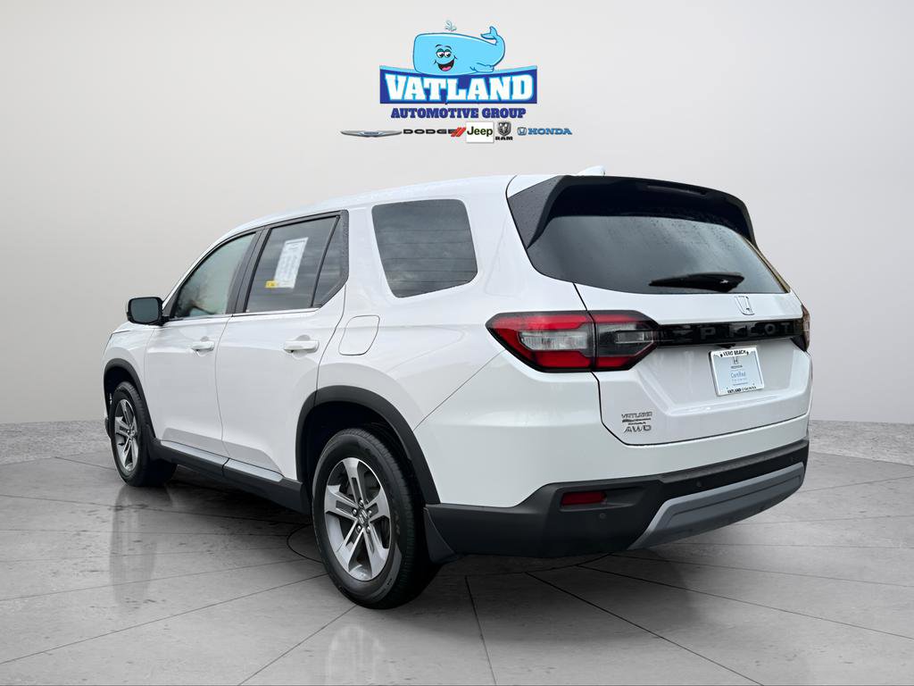 Certified 2025 Honda Pilot EX-L image 3