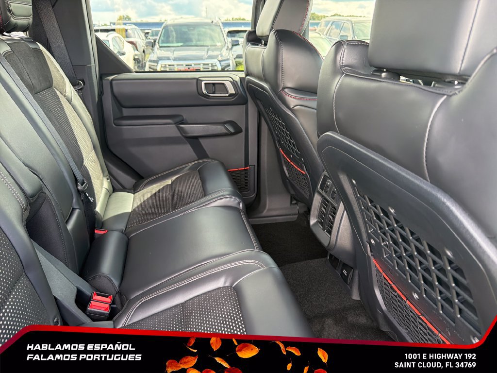 Used 2025 Ford Bronco Raptor AWD/4WD image 28