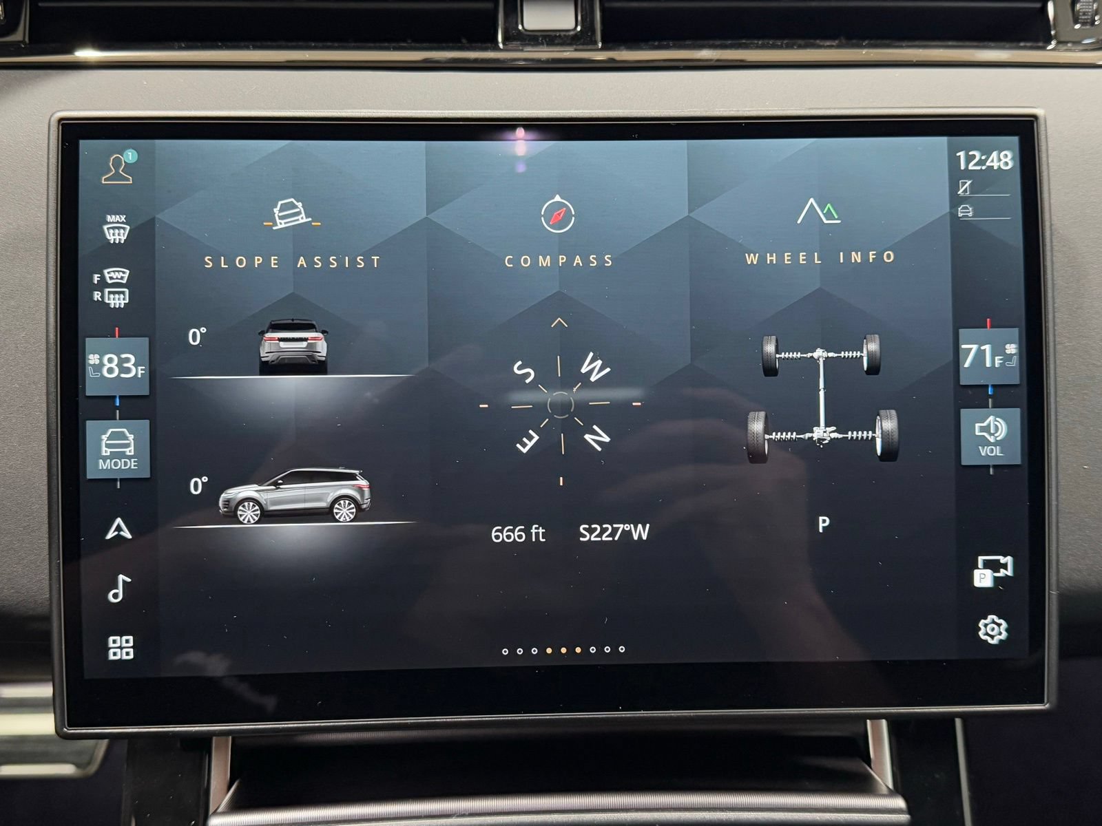 New 2026 Land Rover Range Rover Evoque Dynamic SE AWD/4WD image 25