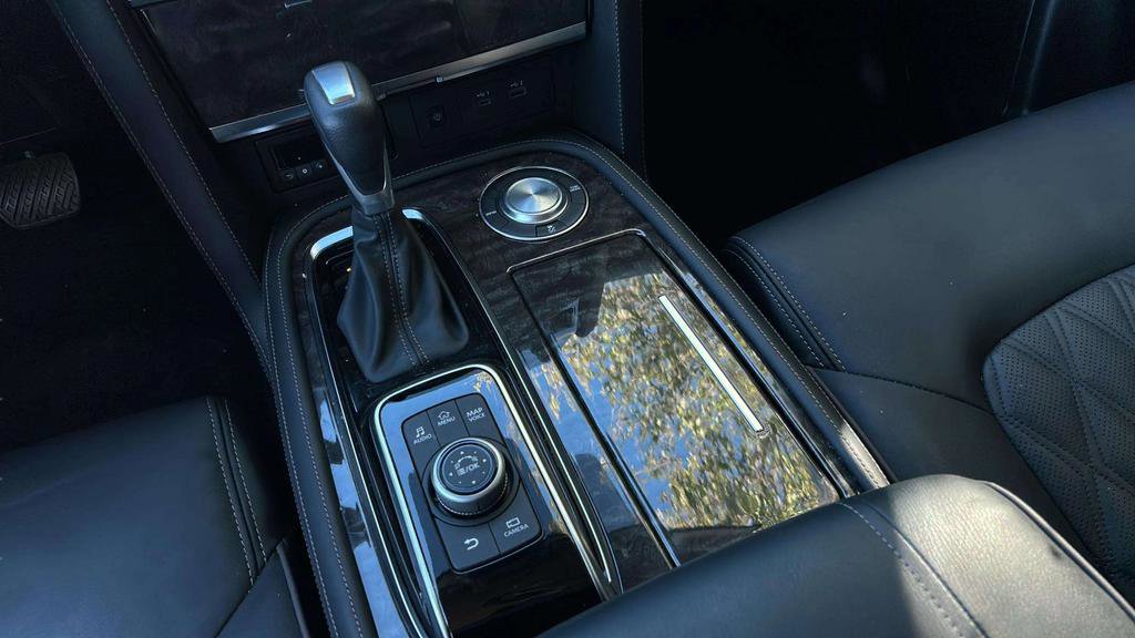 Used 2024 Nissan Armada Platinum w/ Cargo Package image 23