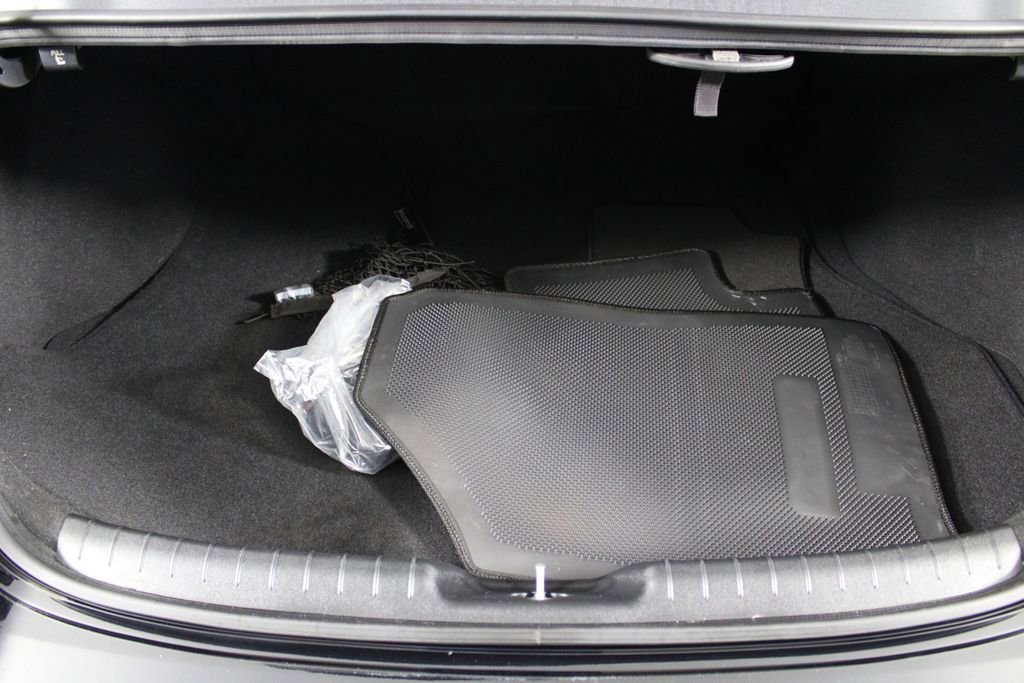 Certified 2024 Hyundai Elantra SEL FWD image 17