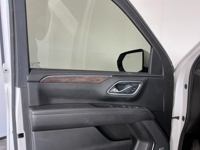 Used 2021 Chevrolet Tahoe Z71 w/ Z71 Signature Package AWD/4WD image 8