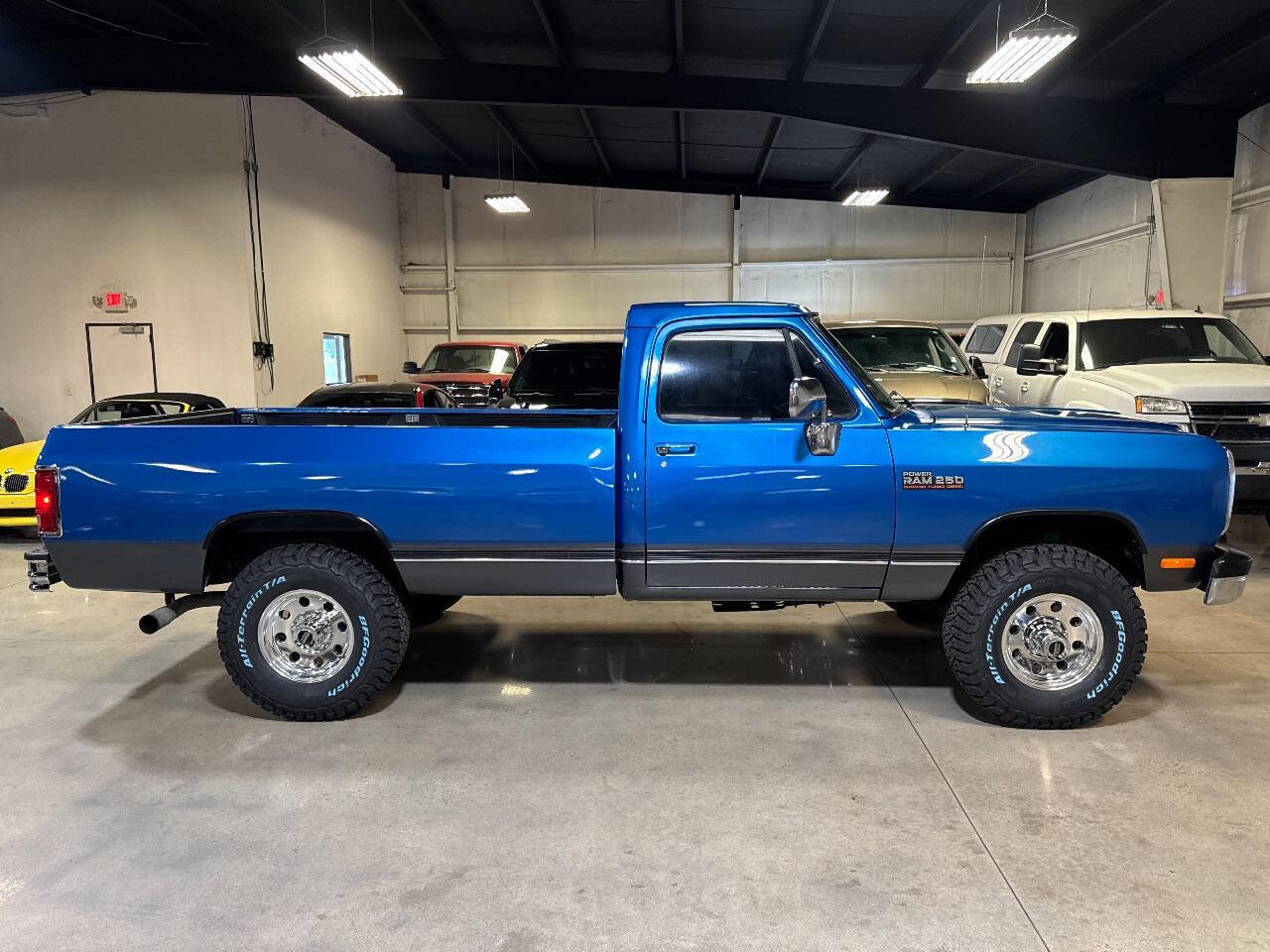 Used 1991 Dodge D/W Truck 250 image 4
