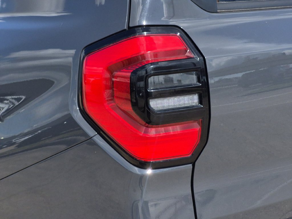 Certified 2025 Toyota 4Runner SR5 AWD/4WD image 29