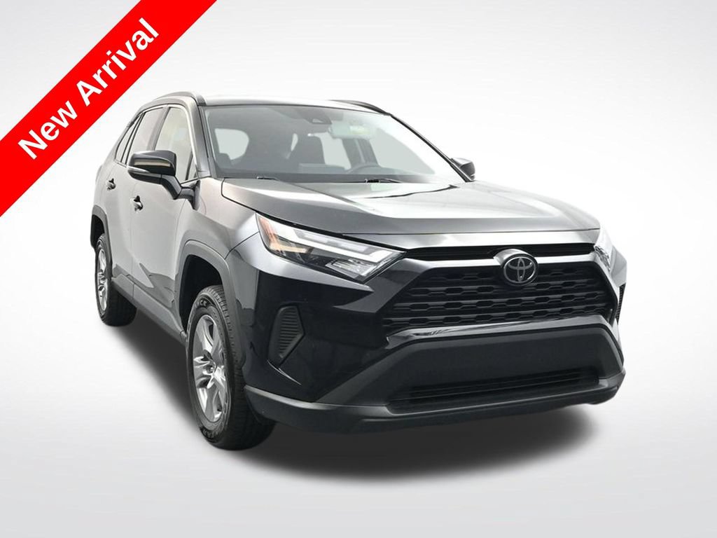 Used 2025 Toyota RAV4 XLE