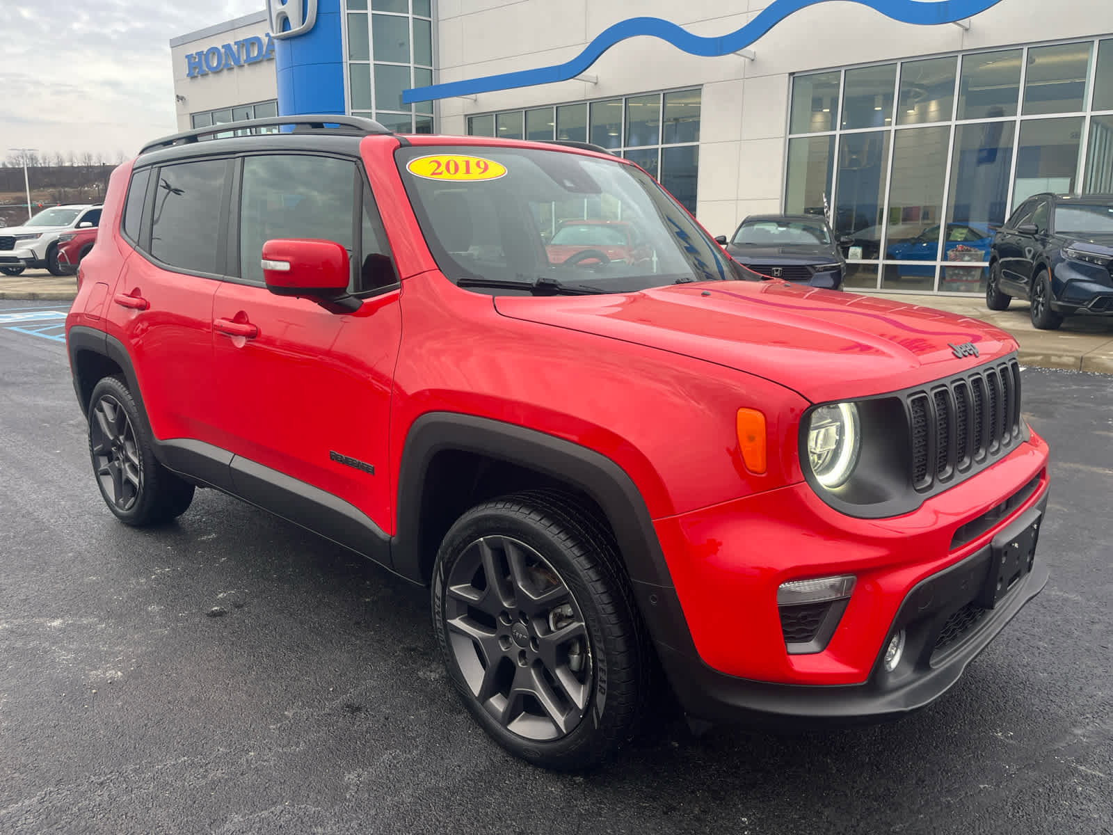 Used 2019 Jeep Renegade Limited w/ Quick Order Package 22P image 2