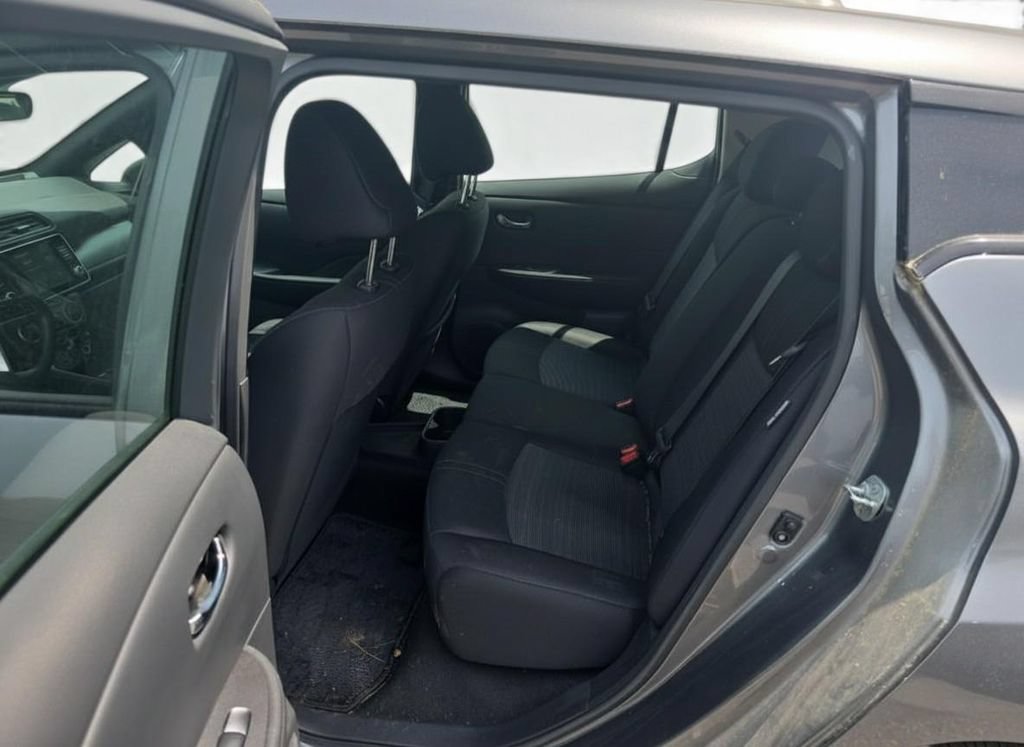 Used 2023 Nissan Leaf S FWD image 8