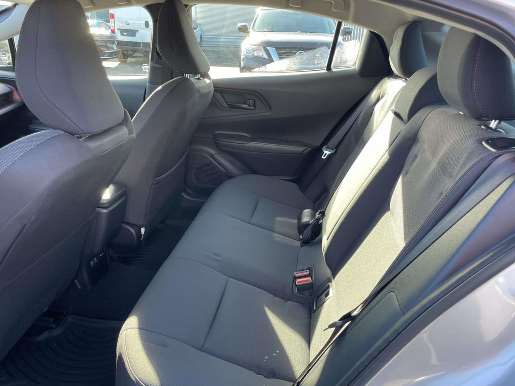 Used 2024 Toyota Prius Prime Premium image 11