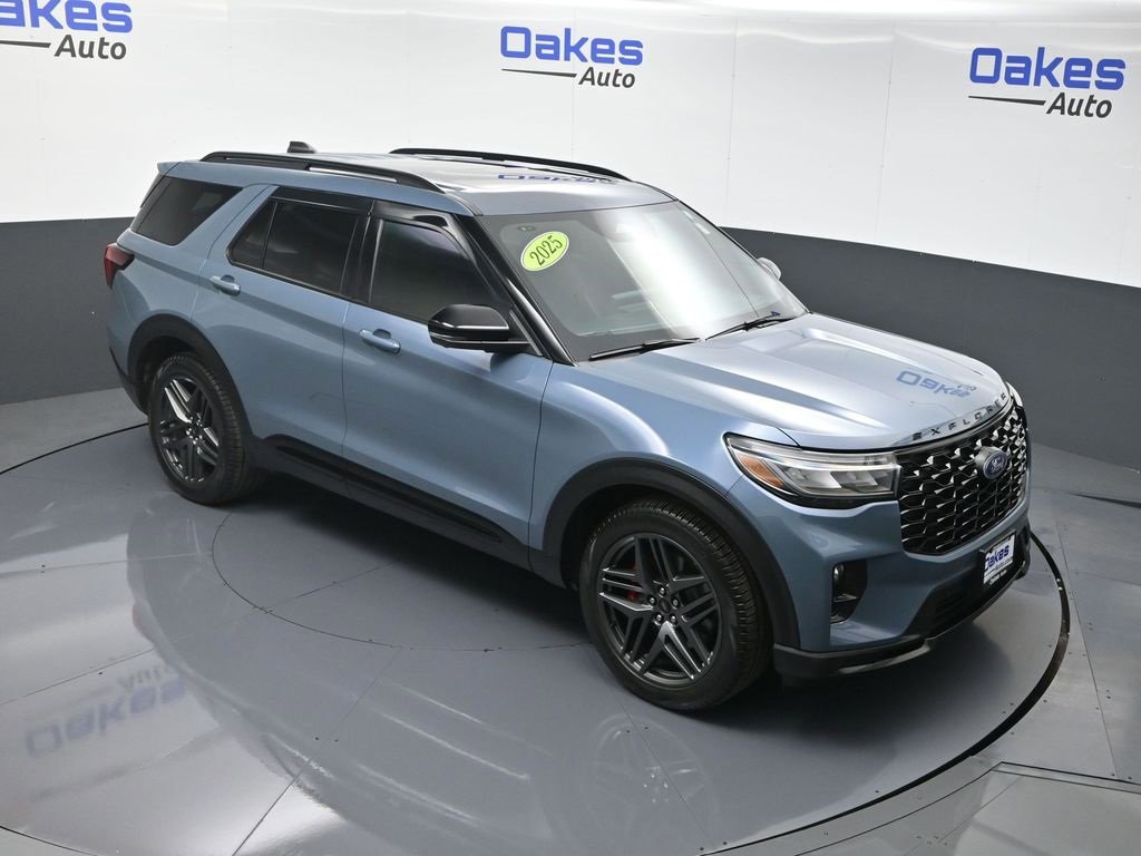 Used 2025 Ford Explorer ST w/ Sun And Sound Package image 51