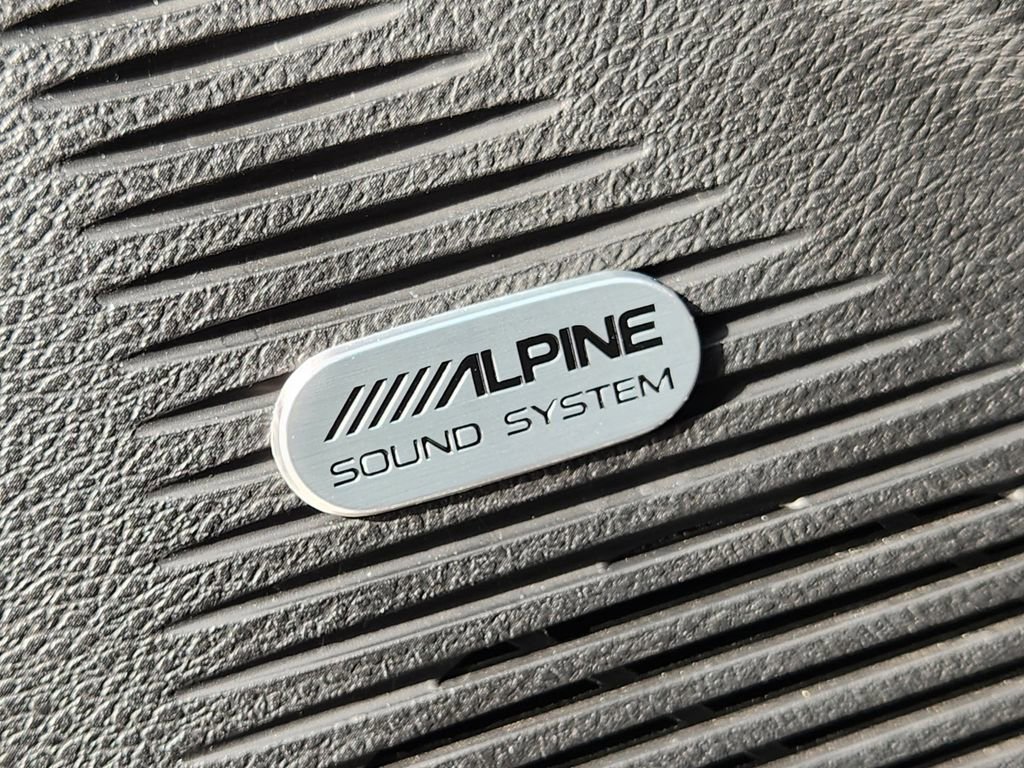 Used 2023 Dodge Challenger SXT w/ Blacktop Package image 25