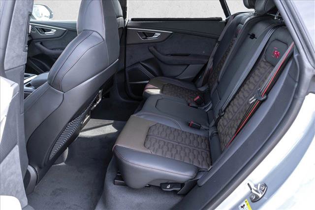 New 2026 Audi RS Q8 performance image 21