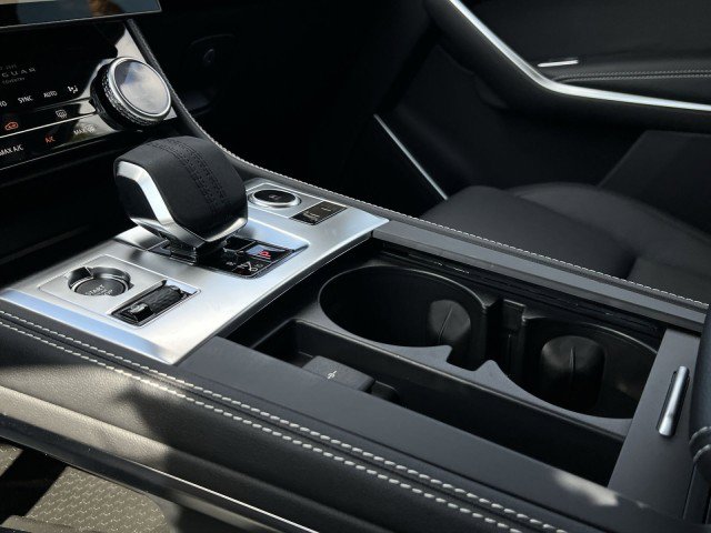 New 2026 Jaguar F-PACE R-Dynamic S image 26